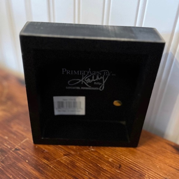 Primitives by Kathy Wooden Mom Sign - Picture 4 of 4